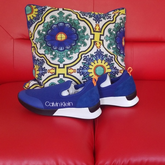 calvin klein women's que knit sneakers